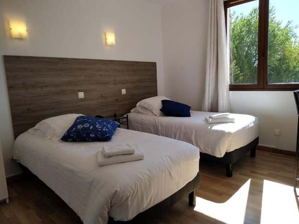 Imagen de la habitación del Hotel Le Mas des Amandiers. Foto 12