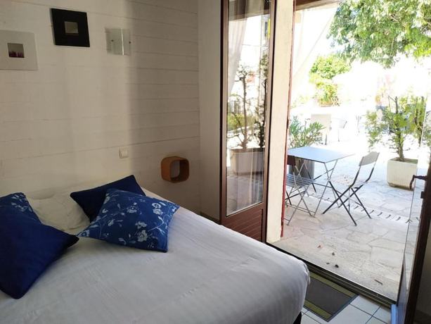 Imagen de la habitación del Hotel Le Mas des Amandiers. Foto 15