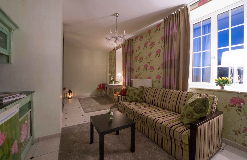 Imagen de la habitación del Hotel Le Mascaret. Foto 10