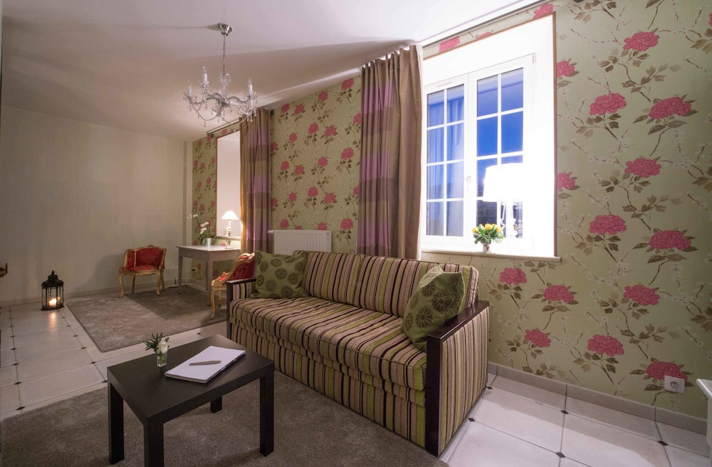 Imagen de la habitación del Hotel Le Mascaret. Foto 12