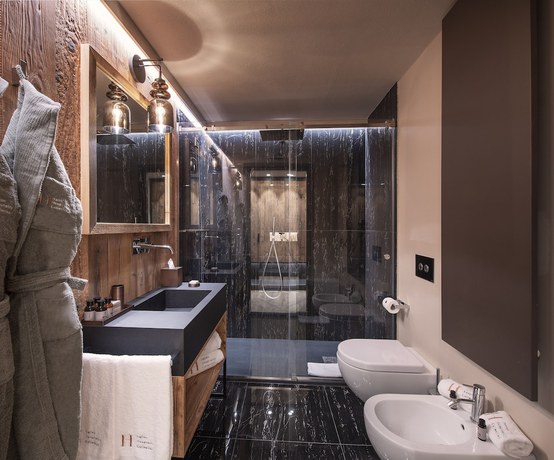 Imagen de la habitación del Hotel Le Massif and Lodge Courmayeur. Foto 11