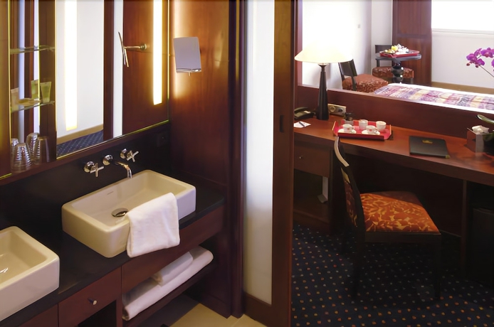 Imagen de la habitación del Hotel Le Mauritia and Spa. Foto 7