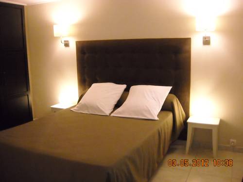 Imagen de la habitación del Hotel Le M&eacute;dieval. Foto 3