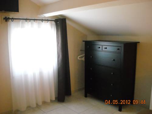 Imagen de la habitación del Hotel Le M&eacute;dieval. Foto 13