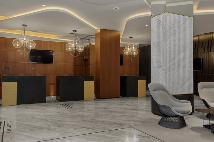 Imagen de los interiores del Hotel Le Méridien Batumi. Foto 15