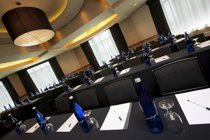 Imagen de los interiores del Hotel Le Méridien Boston Cambridge. Foto 12