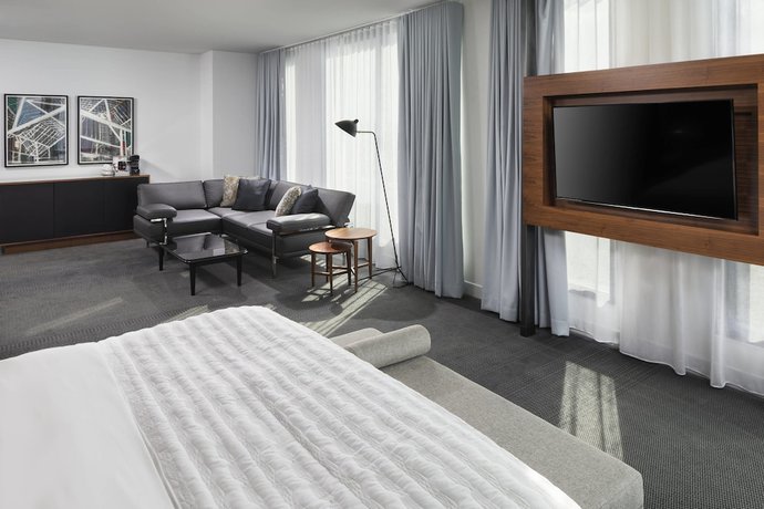 Imagen de la habitación del Hotel Le M&eacute;ridien Columbus, The Joseph. Foto 3
