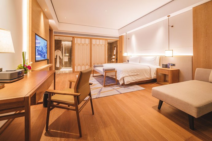 Imagen de la habitación del Hotel Le M&eacute;ridien Emei Mountain Resort. Foto 11