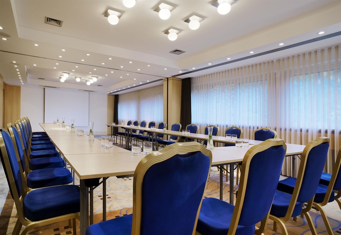 Imagen de los interiores del Hotel Le Méridien Frankfurt. Foto 10