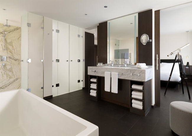 Imagen de la habitación del Hotel Le Méridien Frankfurt. Foto 6