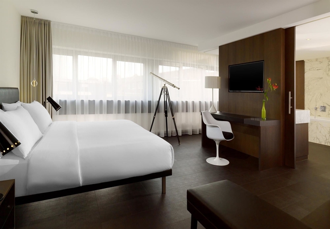 Imagen de la habitación del Hotel Le Méridien Frankfurt. Foto 7