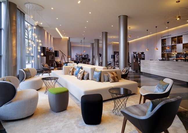 Imagen de los interiores del Hotel Le Méridien Hamburg. Foto 10