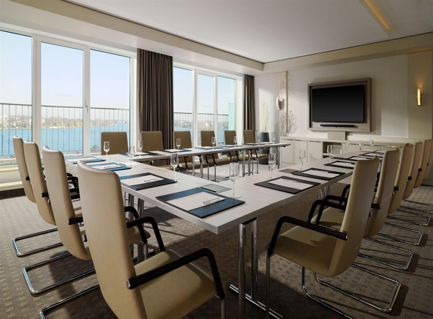 Imagen de los interiores del Hotel Le Méridien Hamburg. Foto 11