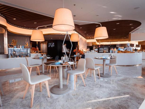 Imagen del bar/restaurante del Hotel Le Méridien Hangzhou, Binjiang. Foto 8