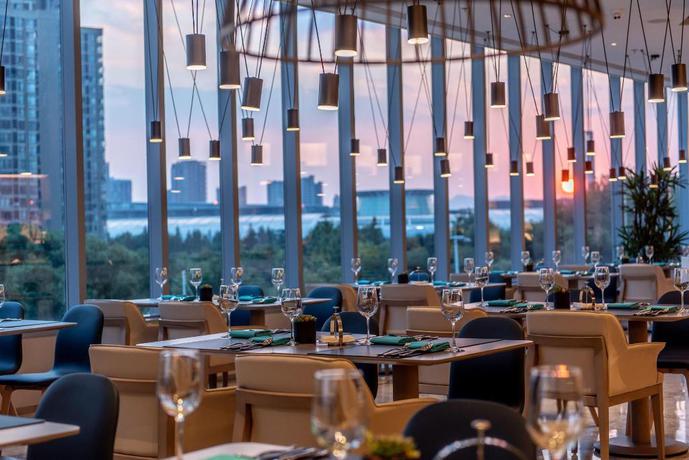 Imagen del bar/restaurante del Hotel Le Méridien Hangzhou, Binjiang. Foto 9