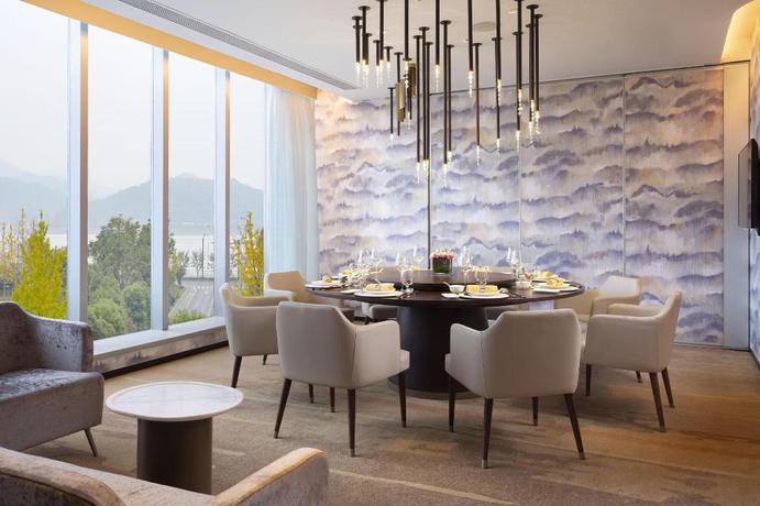 Imagen del bar/restaurante del Hotel Le Méridien Hangzhou, Binjiang. Foto 12