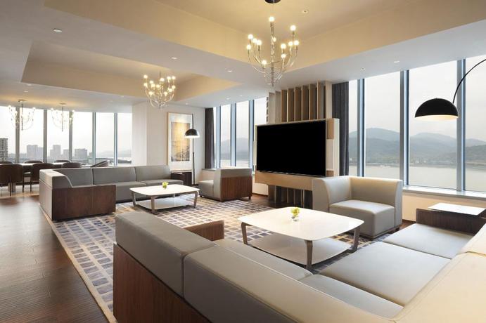 Imagen de la habitación del Hotel Le Méridien Hangzhou, Binjiang. Foto 14