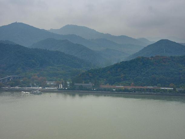 Imagen de la habitación del Hotel Le Méridien Hangzhou, Binjiang. Foto 18
