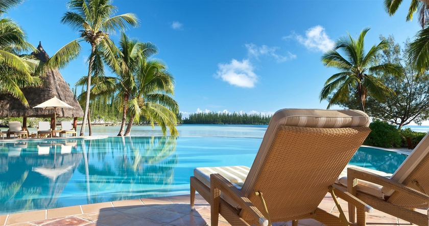Imagen de la piscina del Hotel Le M&eacute;ridien Ile Des Pins. Foto 16