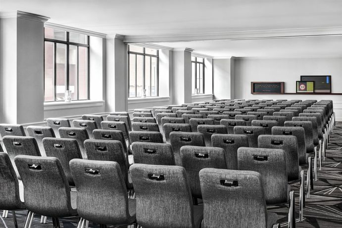 Imagen de los interiores del Hotel Le M&eacute;ridien Indianapolis. Foto 11