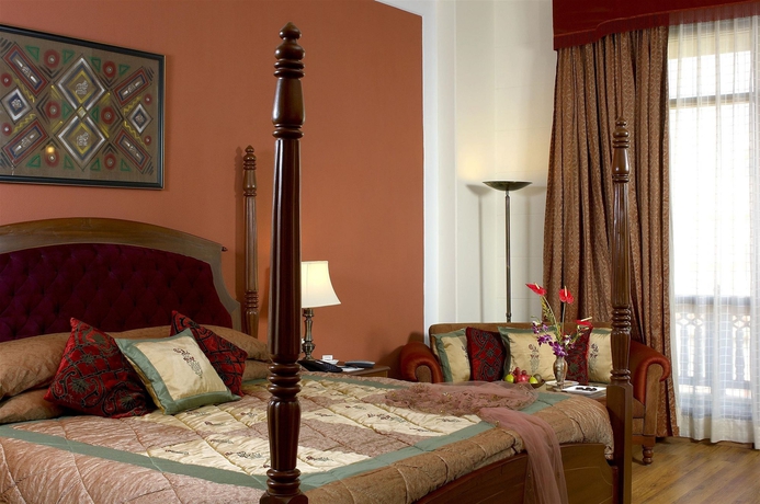 Imagen de la habitación del Hotel Le Méridien Jaipur Resort and Spa. Foto 9