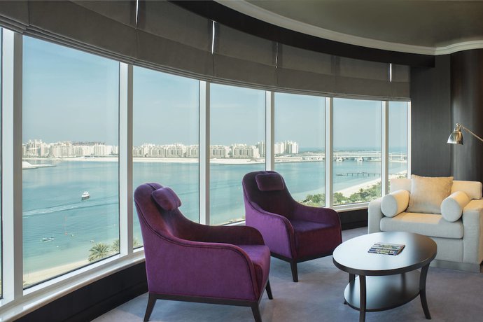 Imagen de la habitación del Hotel Le Méridien Mina Seyahi Beach Resort and Waterpark. Foto 15