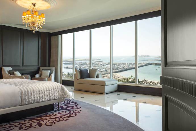 Imagen de la habitación del Hotel Le Méridien Mina Seyahi Beach Resort and Waterpark. Foto 19