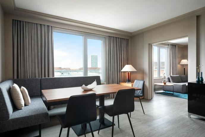 Imagen de la habitación del Hotel Le Méridien München. Foto 7