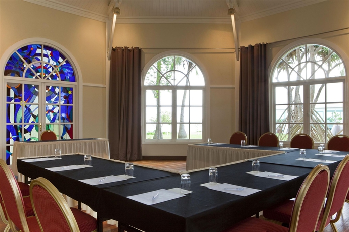 Imagen de los interiores del Hotel Le Méridien Noumea Resort and Spa. Foto 13