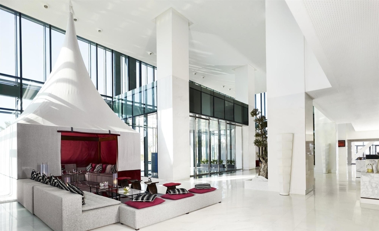 Imagen de los interiores del Hotel Le Méridien Oran and Convention Centre. Foto 13