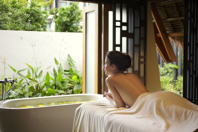 Imagen de los interiores del Hotel Le Méridien Phuket Mai Khao Beach Resort. Foto 14