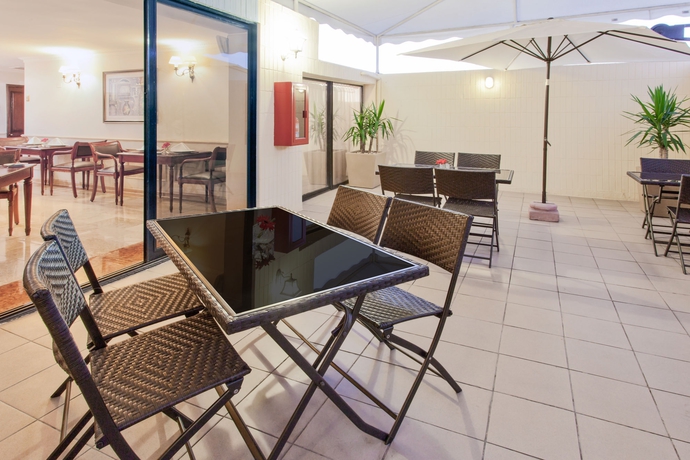 Imagen de los exteriores del Hotel Le Méridien Santiago de Chile. Foto 14