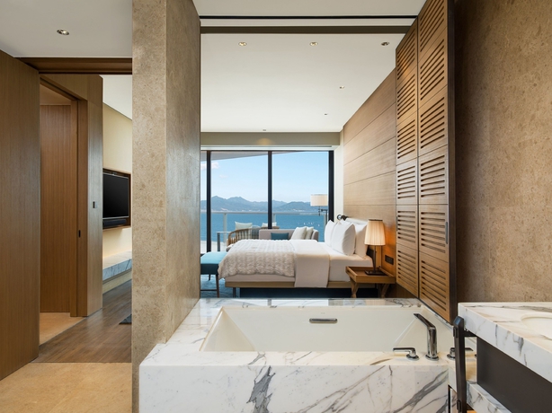 Imagen de la habitación del Hotel Le M&eacute;ridien Xiaojing Bay. Foto 12