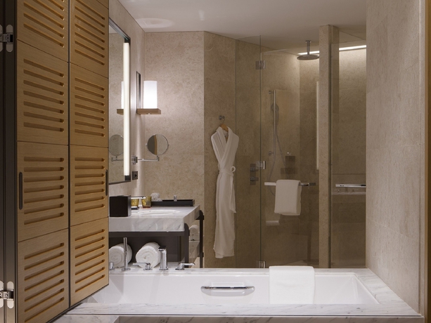 Imagen de la habitación del Hotel Le M&eacute;ridien Xiaojing Bay. Foto 13