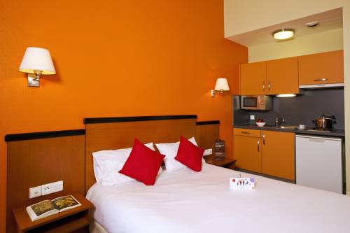 Imagen de la habitación del Hotel Le M&eacute;tropole. Foto 9