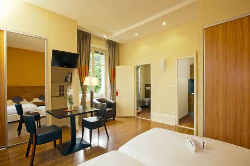 Imagen de la habitación del Hotel Le M&eacute;tropole. Foto 10