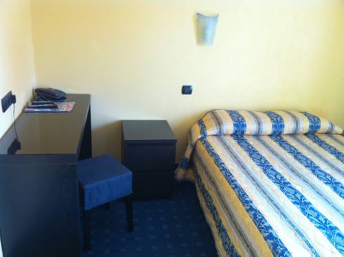 Imagen de la habitación del Hotel Le Mejean - Park D'exposition. Foto 9