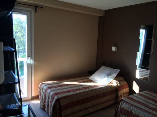 Imagen de la habitación del Hotel Le Mejean - Park D'exposition. Foto 12