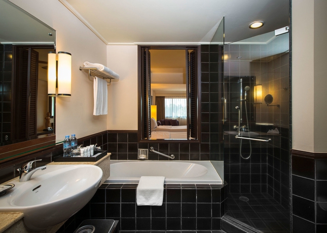 Imagen de la habitación del Hotel Le Meridien Angkor. Foto 11