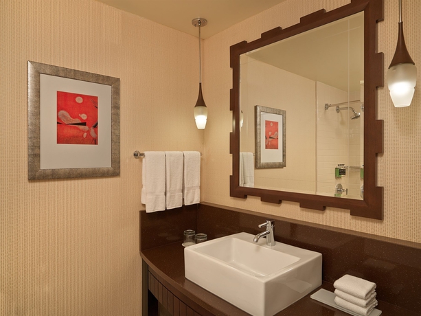 Imagen de la habitación del Hotel Le Meridien Arlington. Foto 9