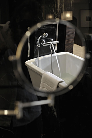 Imagen de la habitación del Hotel Le Meridien Bangkok. Foto 6