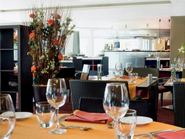 Imagen general del Hotel Le Meridien Beach Plaza. Foto 3