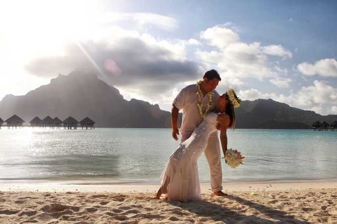 Imagen de los exteriores del Hotel Le Meridien Bora Bora. Foto 9