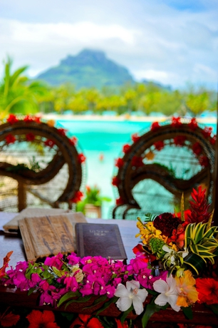 Imagen de los exteriores del Hotel Le Meridien Bora Bora. Foto 10