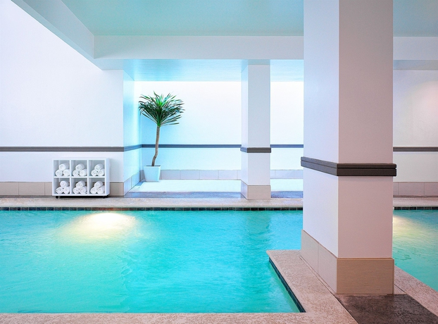 Imagen de la piscina del Hotel Le Meridien Dallas By The Galleria. Foto 16