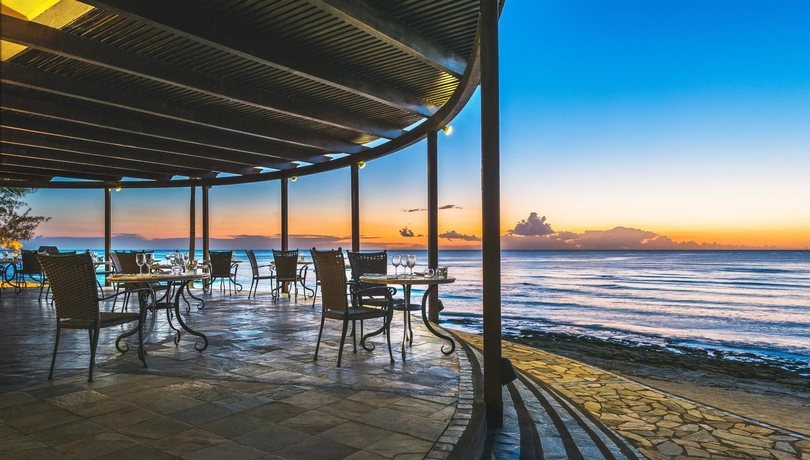 Imagen del bar/restaurante del Hotel Le Meridien Ile Maurice. Foto 4