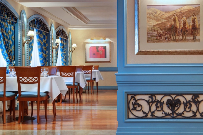 Imagen del bar/restaurante del Hotel Le Meridien Makkah. Foto 3
