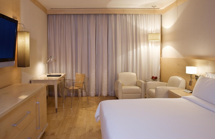 Imagen de la habitación del Hotel Le Meridien New Delhi. Foto 4