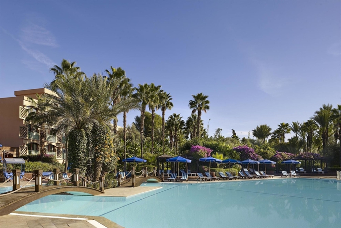 Imagen de la piscina del Hotel Le Meridien N'fis. Foto 11