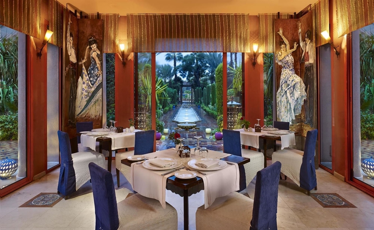 Imagen del bar/restaurante del Hotel Le Meridien N'fis. Foto 2